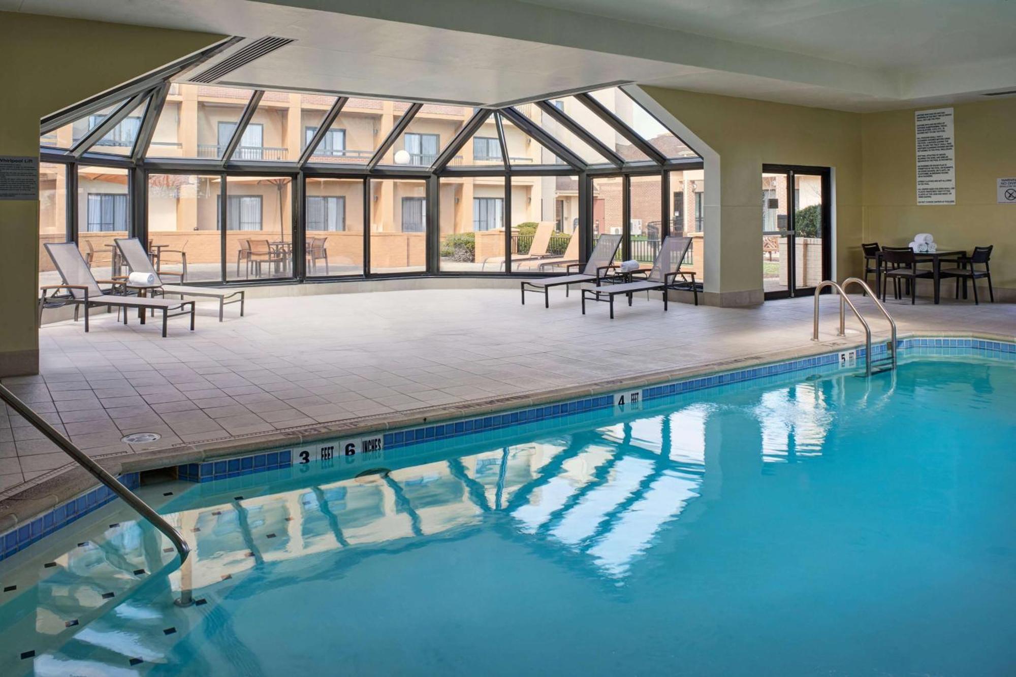 Sonesta Select Indianapolis Carmel Hotel Bagian luar foto